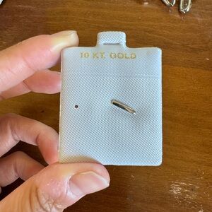 Mejuri 14K white gold single bar stud